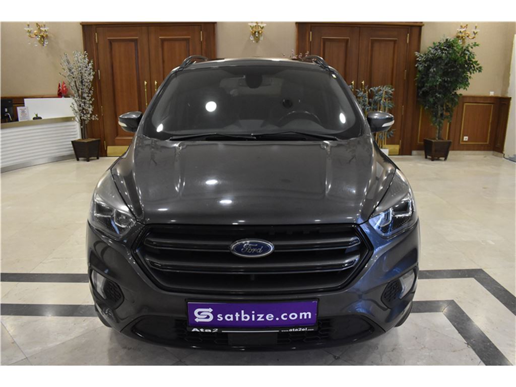 Ford Kuga 1.5 TDCI ST Line