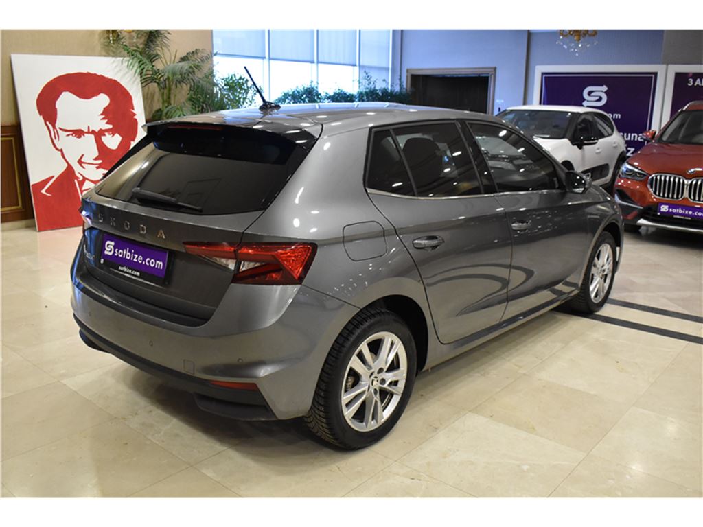 Skoda Fabia 1.0 Tsı Premium Dsg