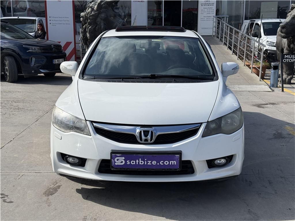 Honda Civic 1.6 İ-VTEC ELEGANCE