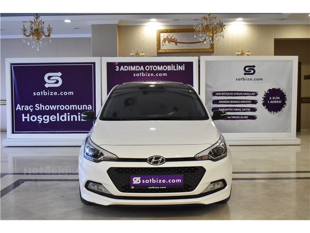 Hyundai i20 1.4 Crdi Style Pan.