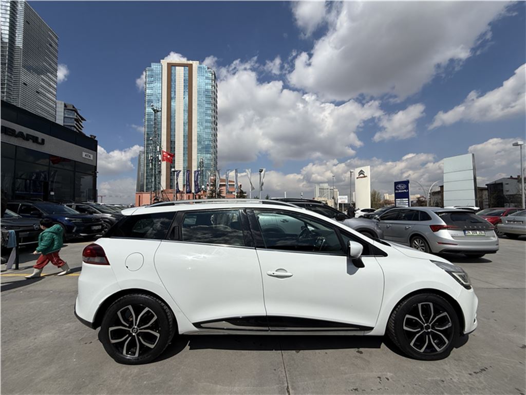 Renault Clio SportTourer 1.5 dCi Icon EDC